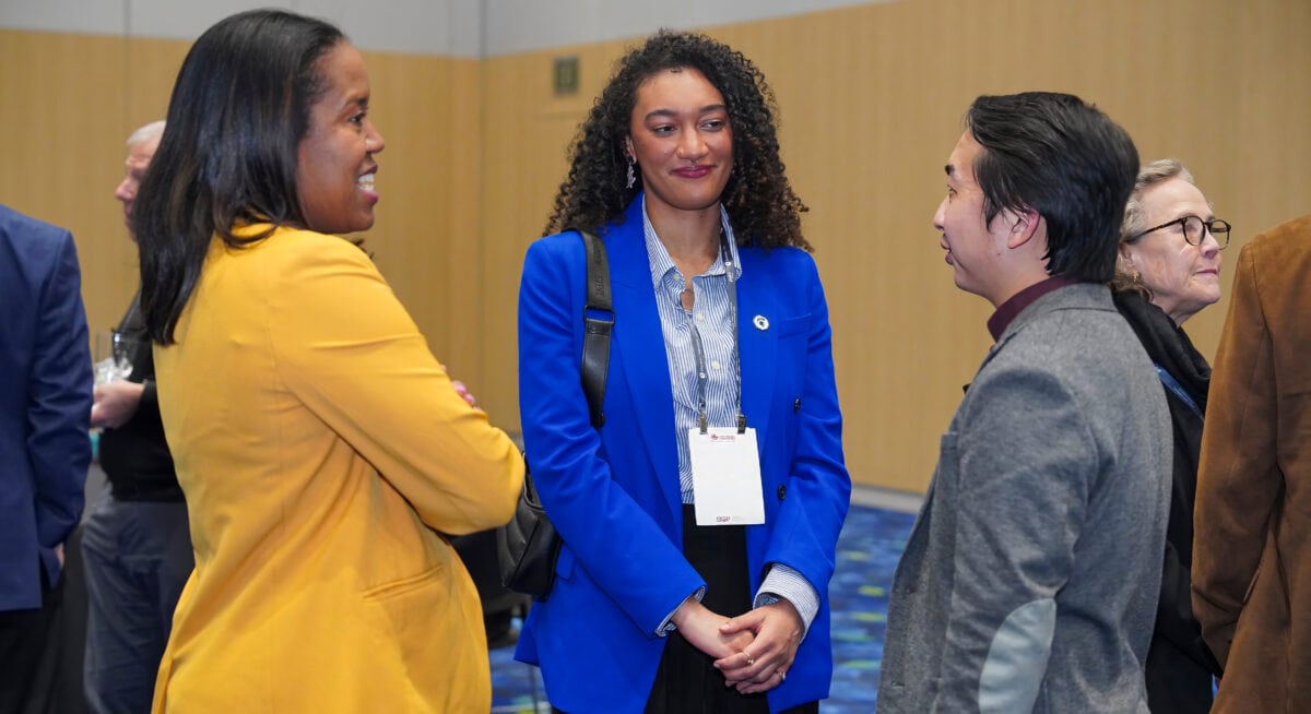 Three SIOP Members having a conversation