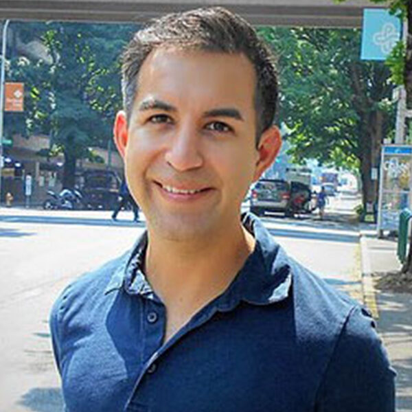 Larry Martinez's headshot