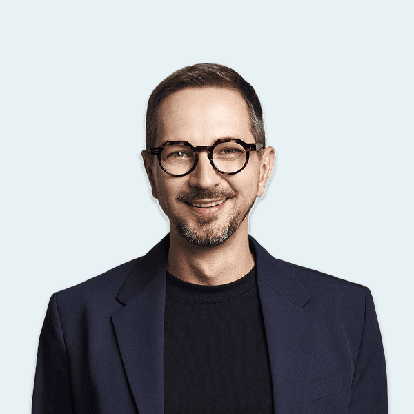 Martin Lanik's headshot