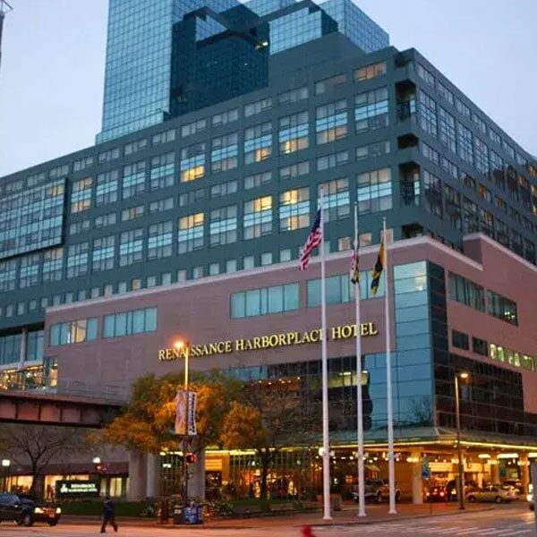 balitmore-renaissance-hotel-outdoor-dusk