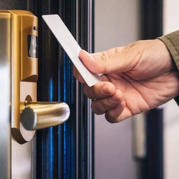 hand-holding-key-card hand-holding-key-card