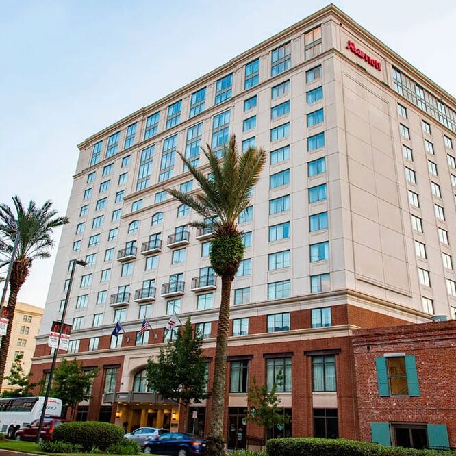 New Orleans Marriott Warehouse Arts District Hotel